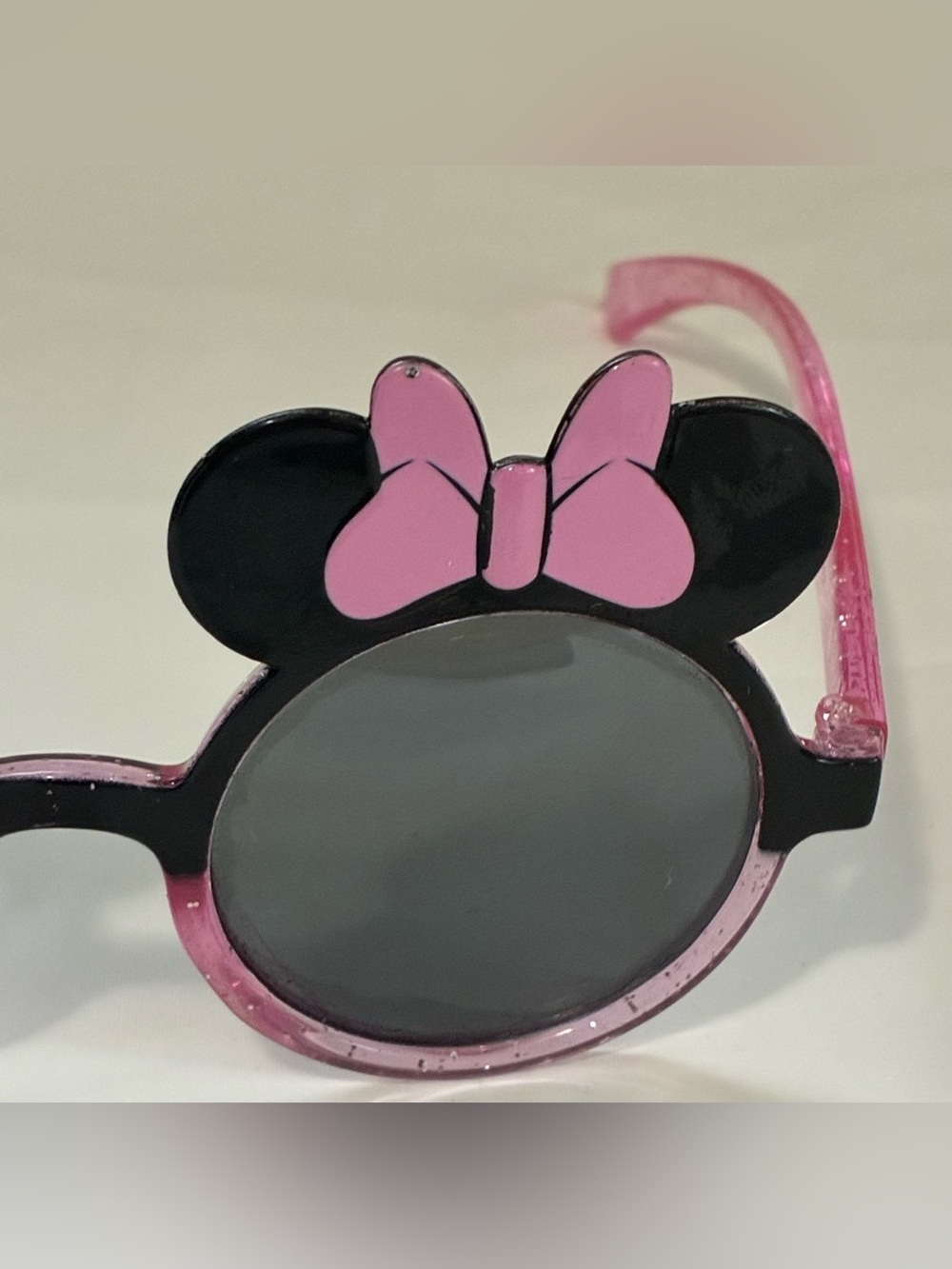 *FREE WITH PURCHASE* MINNIE MOUSE SUNGLASSES DISNEY KIDS - Picture 4 of 6